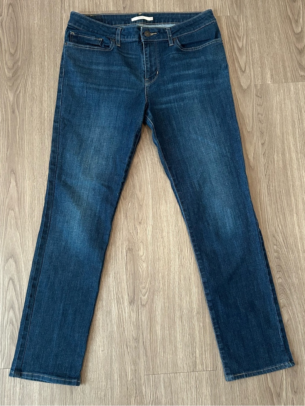 Levi’s 712 Slim Jeans 33